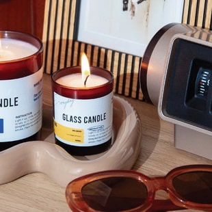 EverydayKmkm น้ำมันหอมระเหย Glass Candle 60 g